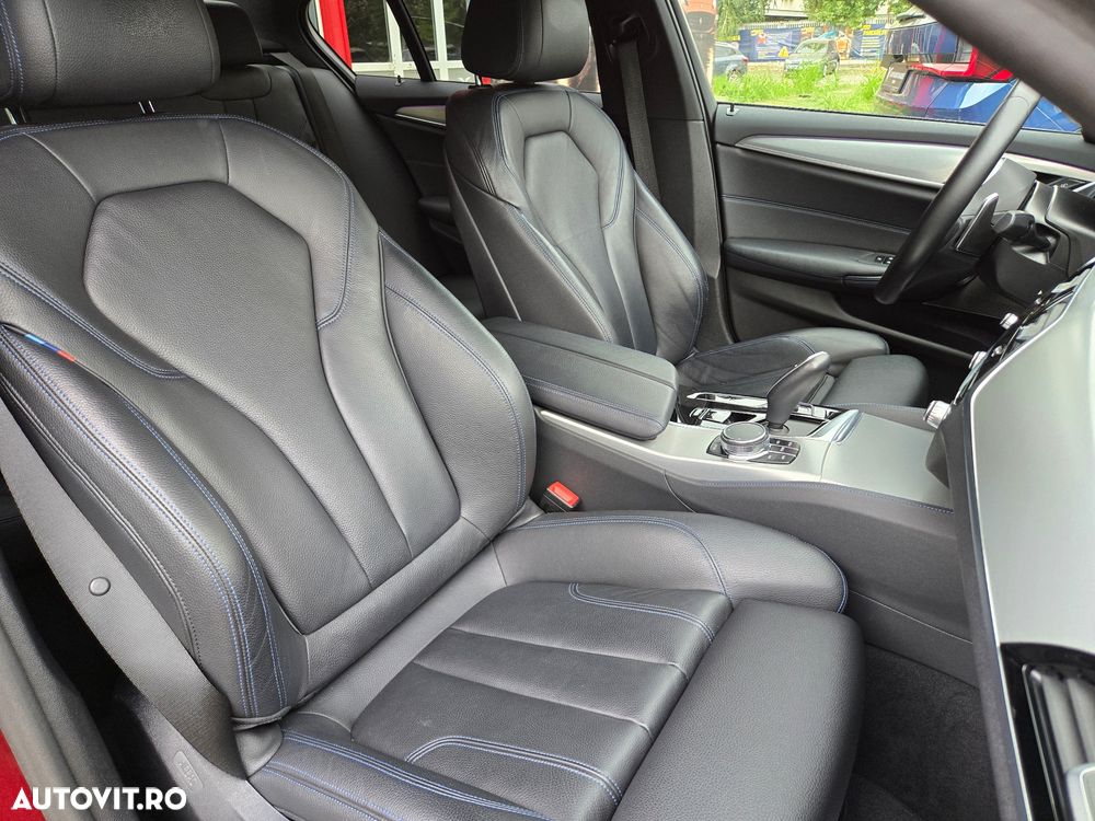 BMW Seria 5 530d xDrive AT MHEV - 8
