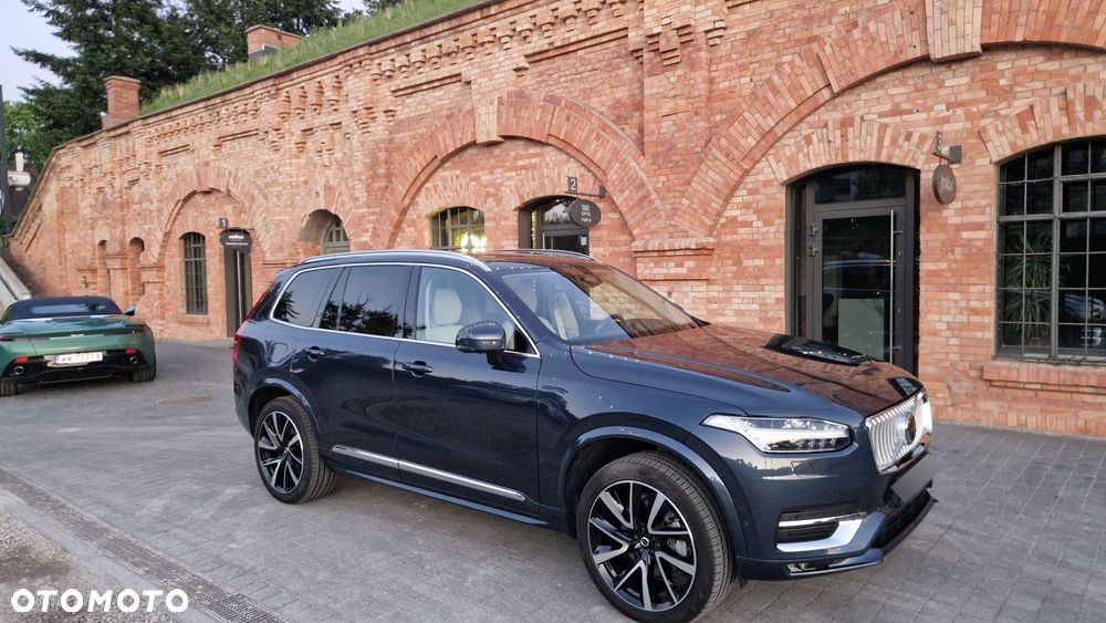 Volvo XC 90 - 8