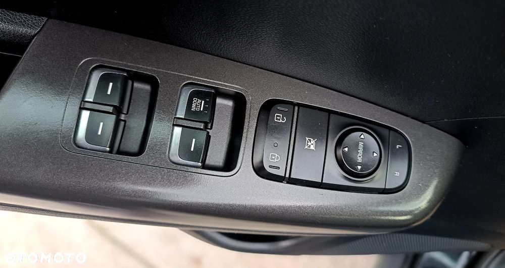 Kia Sportage 1.7 CRDI Business Line 2WD - 13