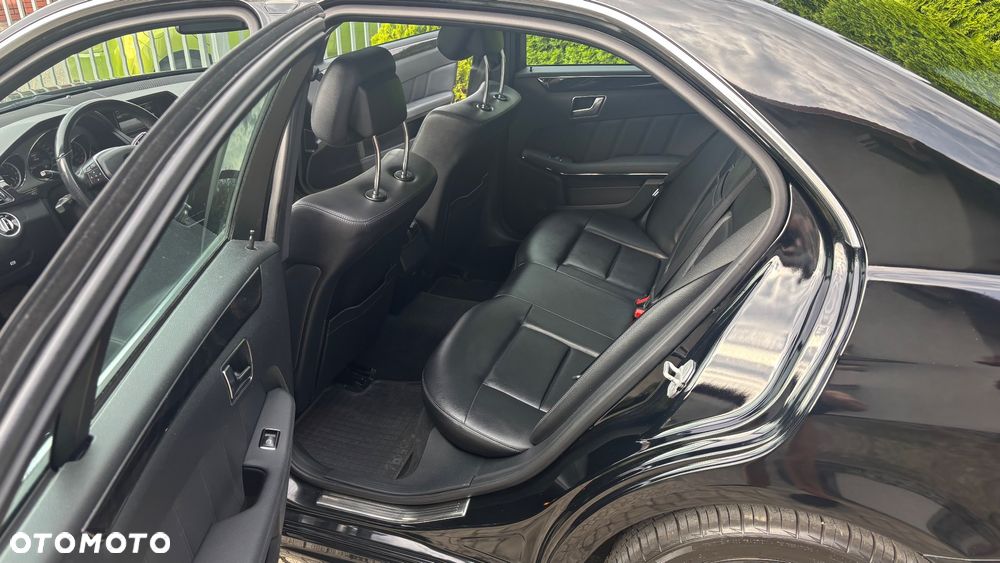 Mercedes-Benz Klasa E 350 7G-TRONIC - 11