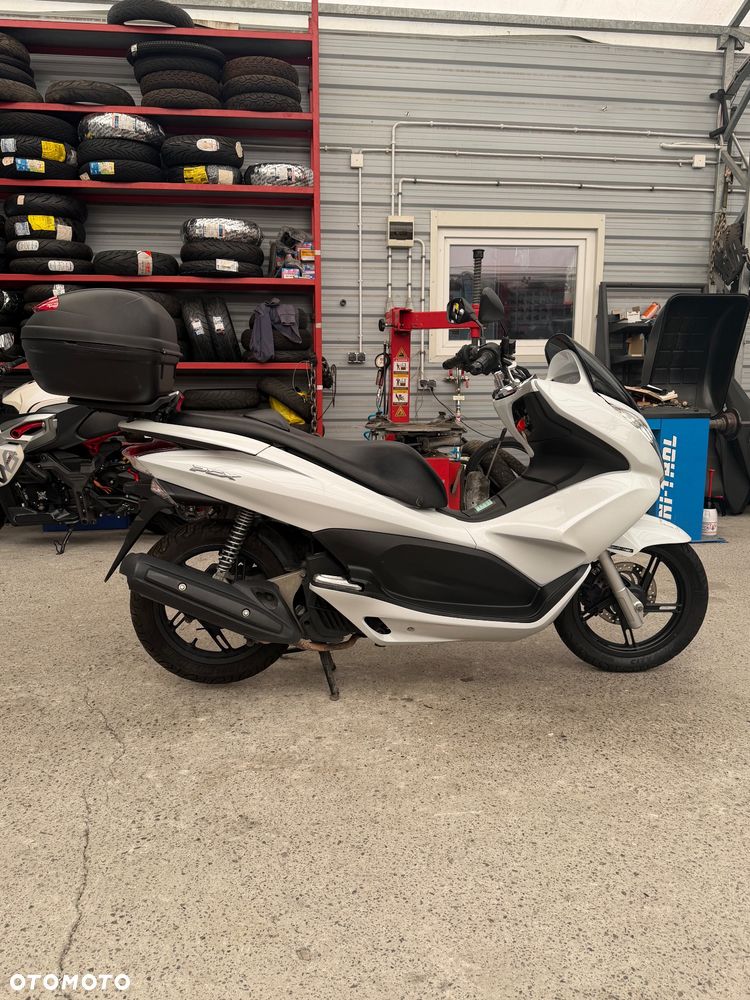 Honda PCX - 9