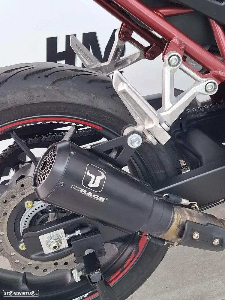 Honda CB 750 HORNET - 16