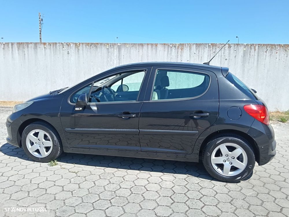 Peugeot 207 1.4 HDi Premium - 1