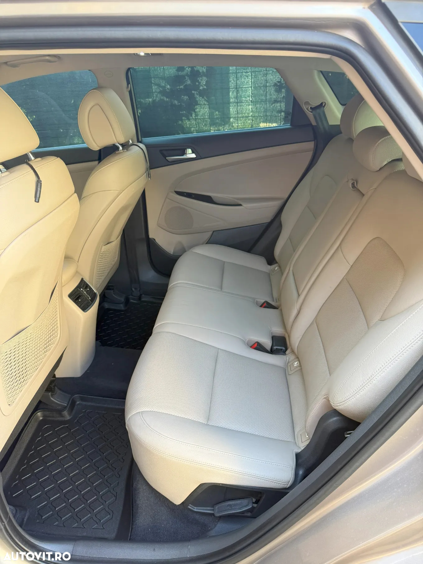 Hyundai Tucson 2.0 CRDI 4WD 6AT Luxury Pack+ - 4