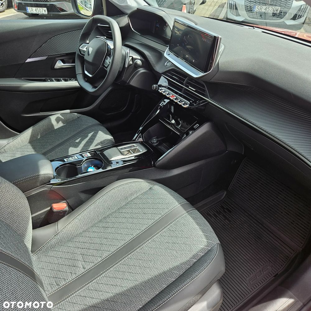 Peugeot 208 1.2 mHEV Allure - 12