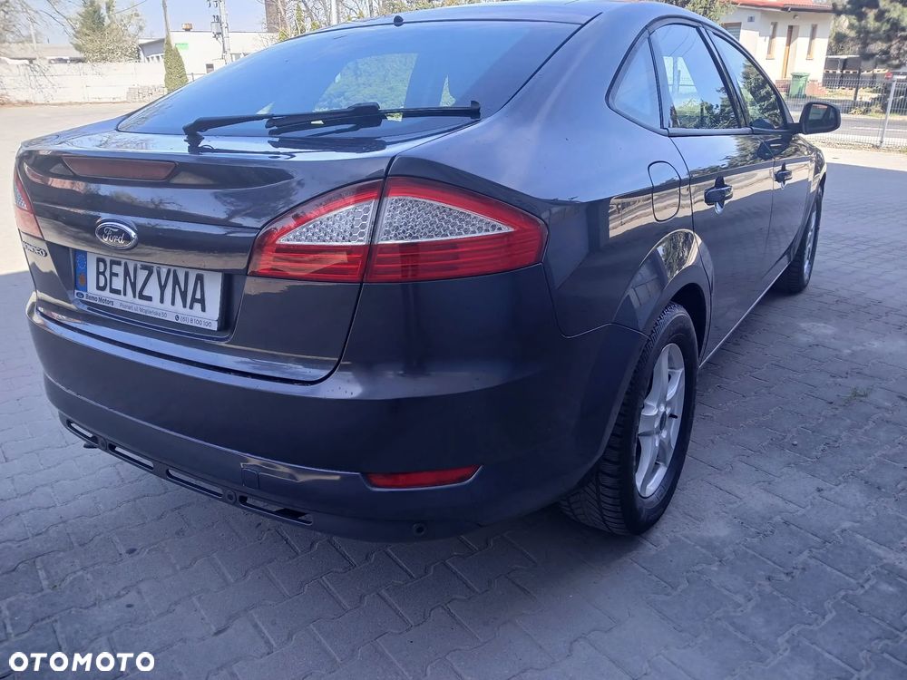 Ford Mondeo - 12