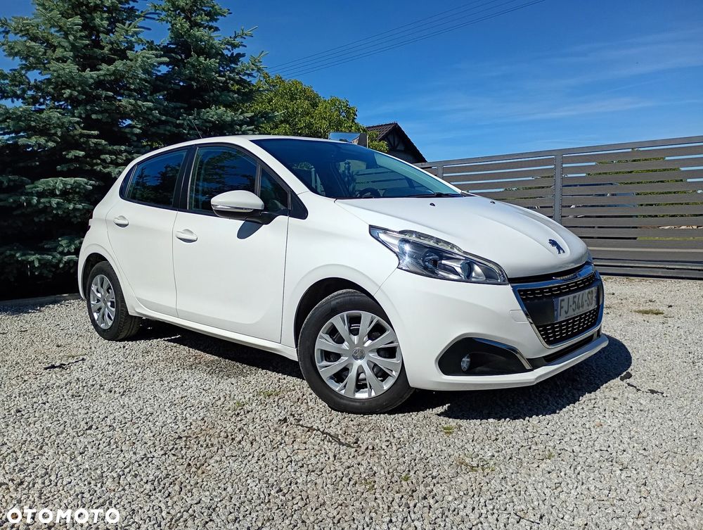 Peugeot 208 1.2 PureTech Allure - 23