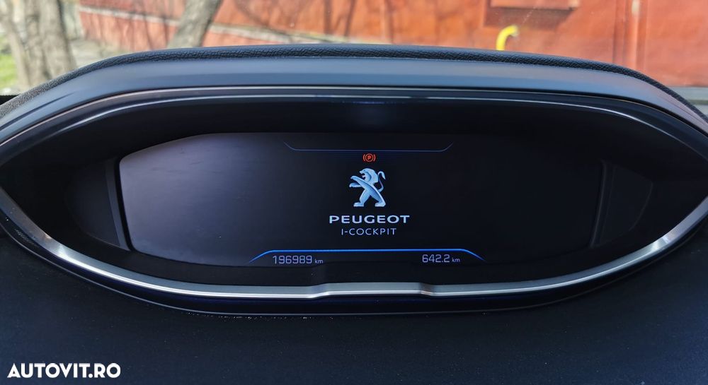 Peugeot 5008 PureTech 130 Allure - 22