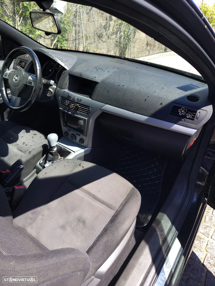 Opel Astra GTC 1.3 CDTI - 25
