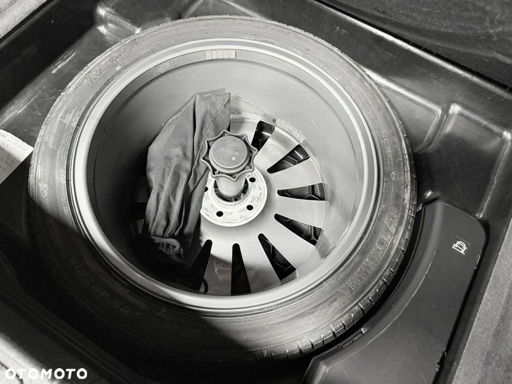 Audi A8 4.2 Quattro - 13