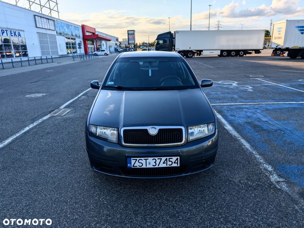 Skoda Fabia 1.4 16V Style Edition - 2