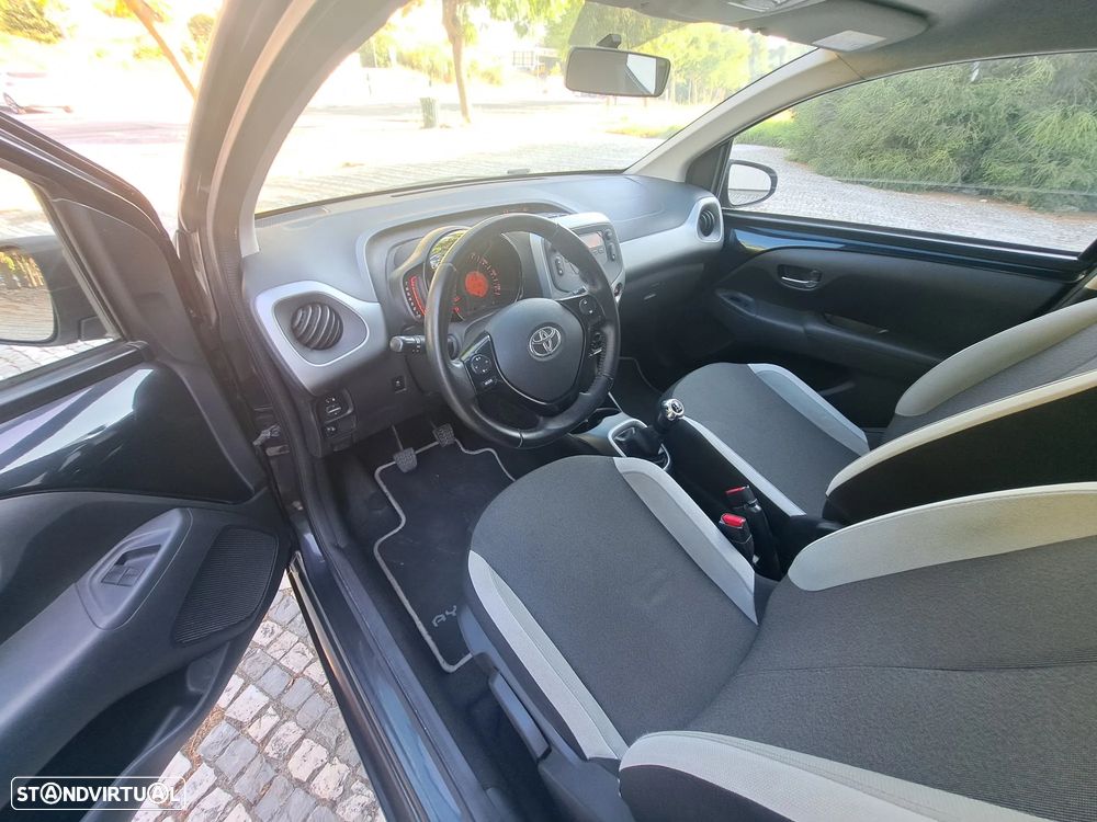 Toyota Aygo 1.0 X-Play+AC - 17