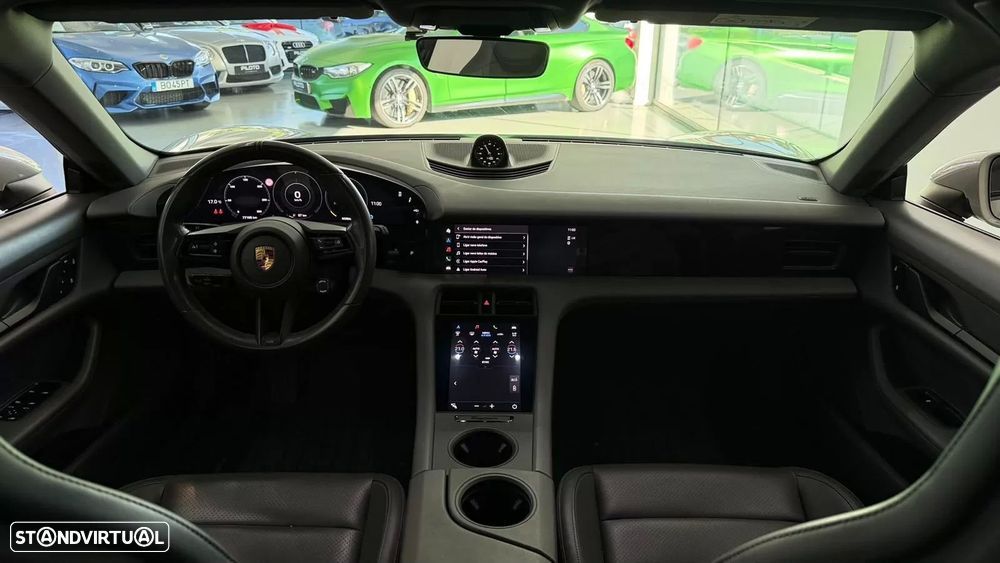Porsche Taycan Sport Turismo Standard - 31