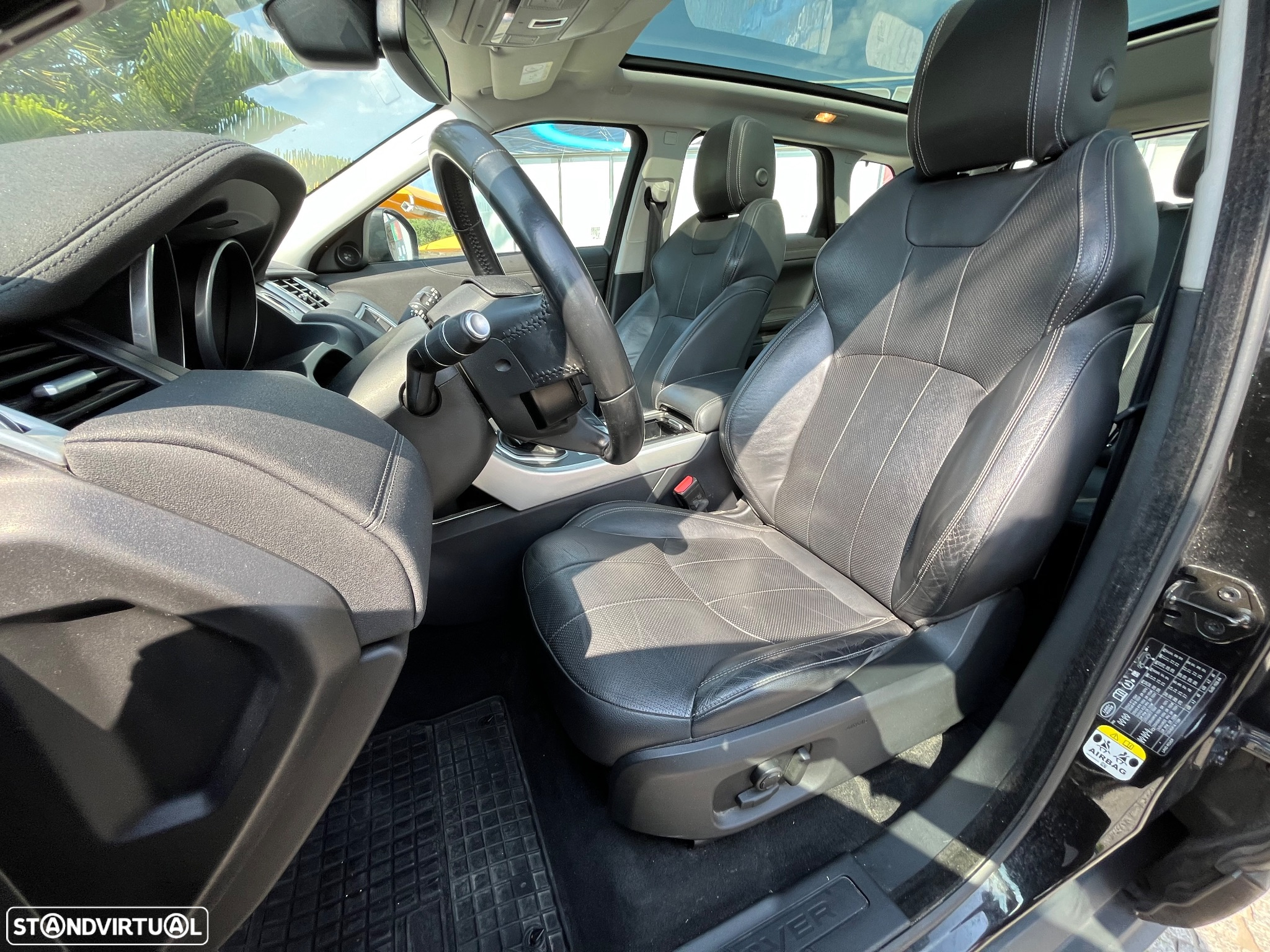 Land Rover Range Rover Evoque 2.0 TD4 SE Dynamic - 23