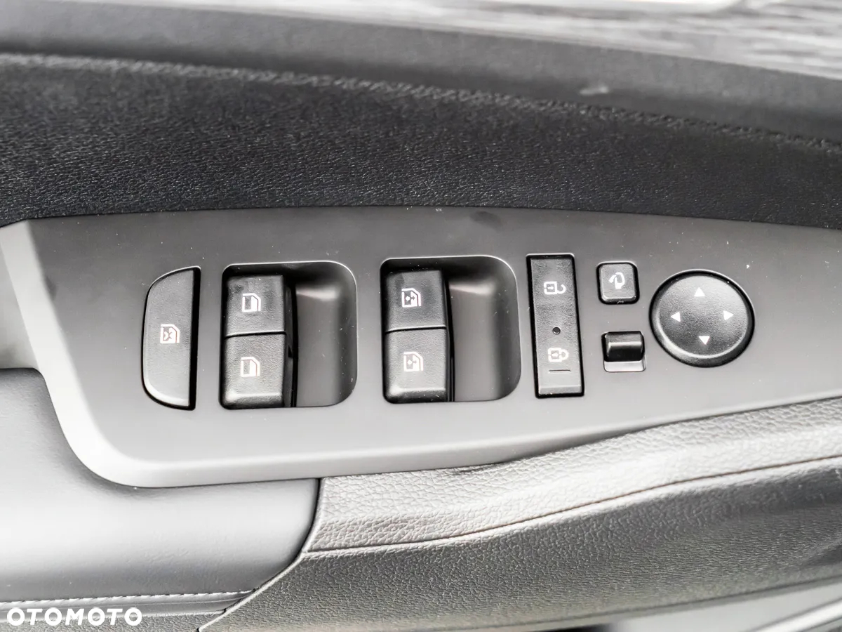 Kia Sportage 1.6 T-GDI L 2WD DCT - 19