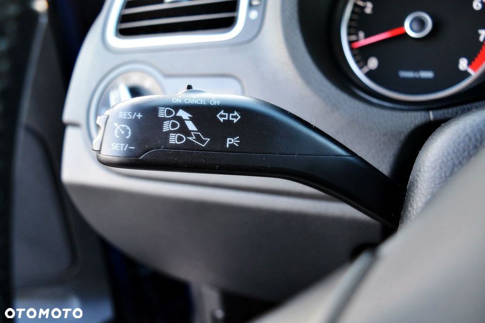 Volkswagen Polo 1.4 MATCH - 22