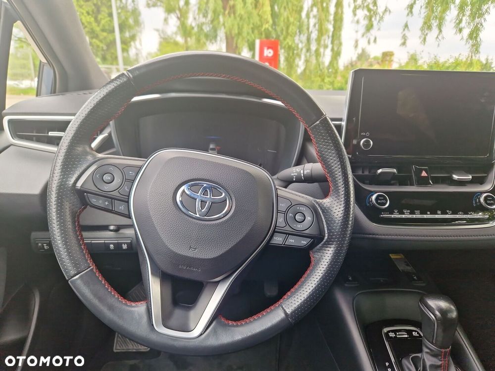 Toyota Corolla - 9
