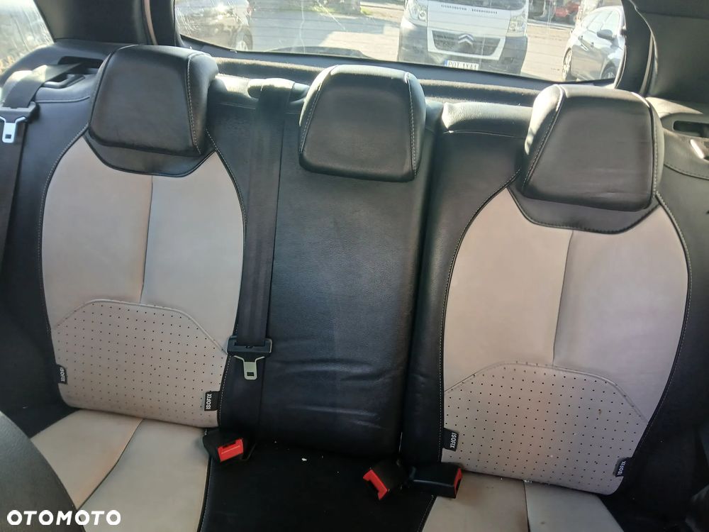 Citroën DS3 1.6 HDi SportChic - 23