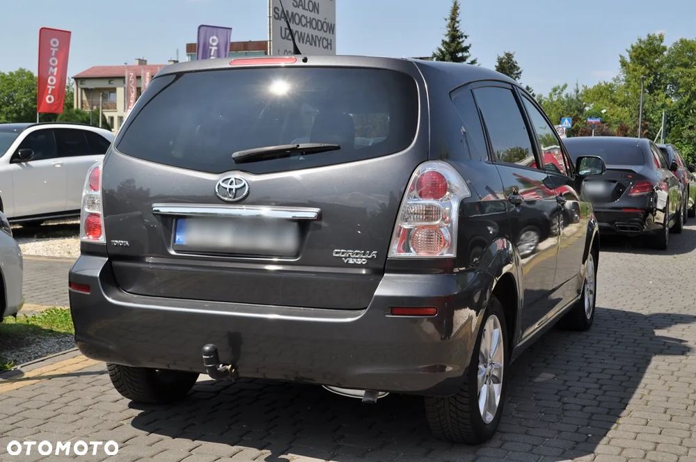 Toyota Corolla Verso 1.8 Premium 7os MM - 11
