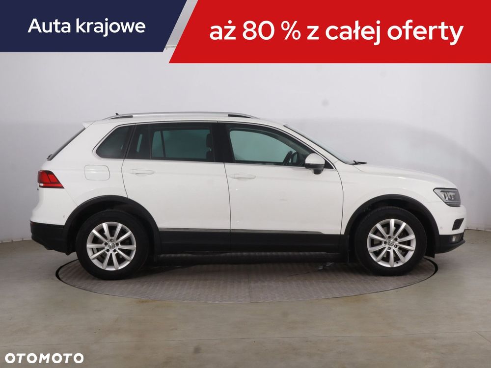 Volkswagen Tiguan - 8