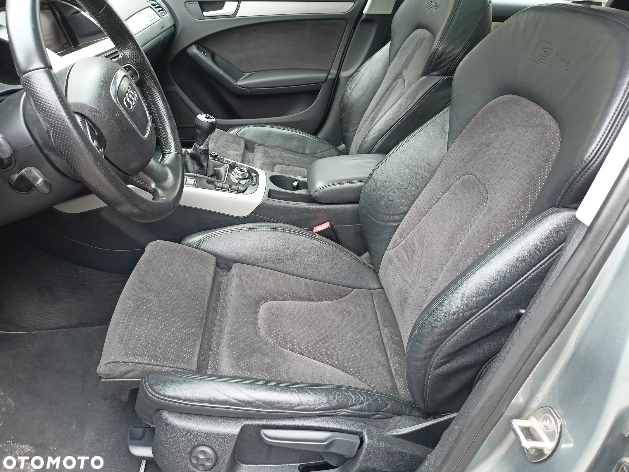Audi A4 Avant 2.0 TDI DPF quattro S line Sportpaket (plus) - 31