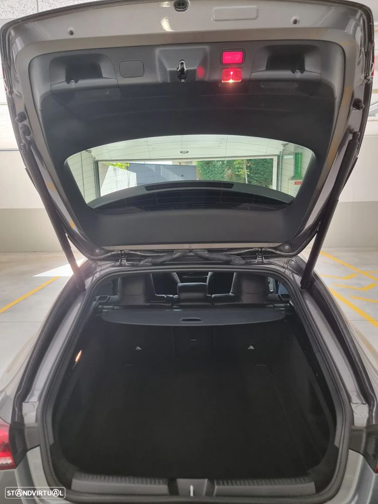 Mercedes-Benz CLA 200 d Shooting Brake AMG Line Aut. - 12