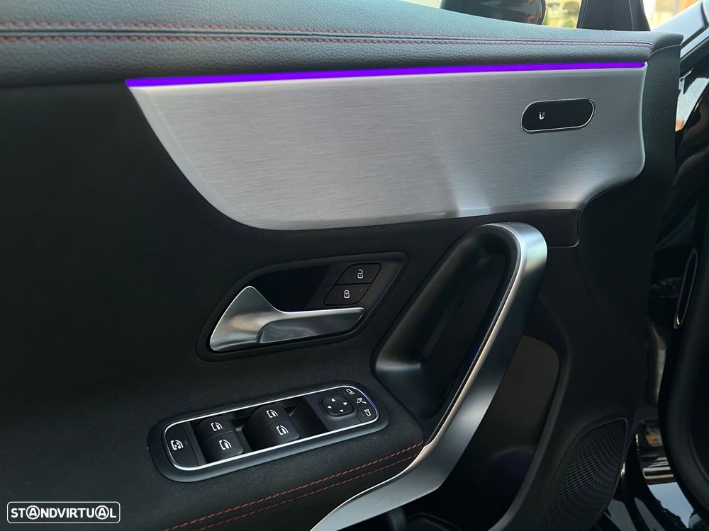 Mercedes-Benz CLA 180 d Shooting Brake AMG Line Aut. - 25