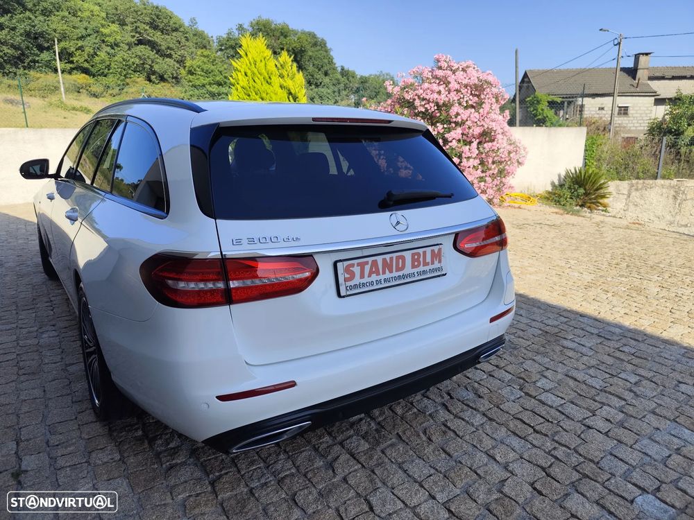 Mercedes-Benz E 300 de Exclusive Line - 4