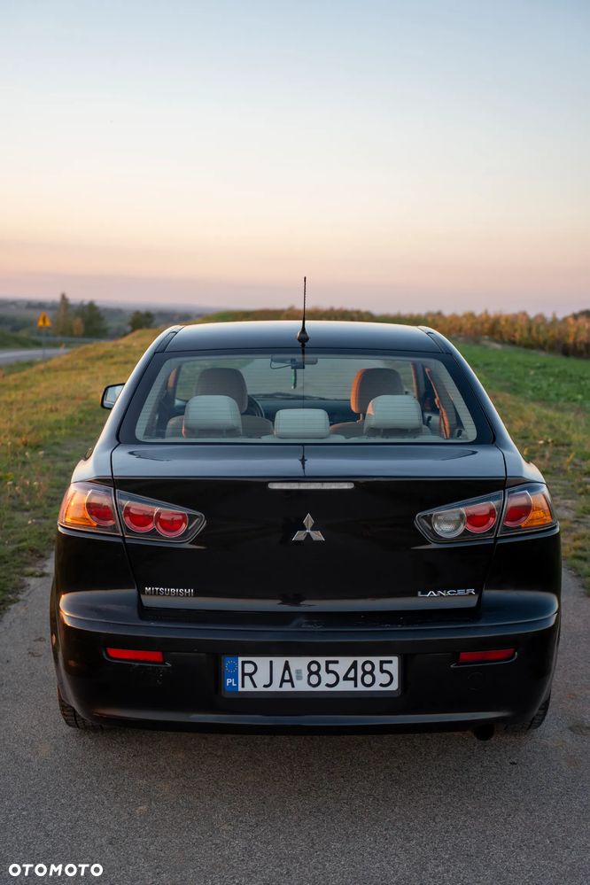 Mitsubishi Lancer 1.8 Invite CVT - 7