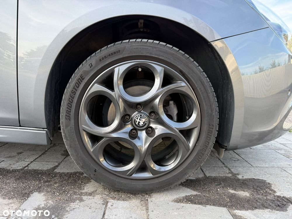 Alfa Romeo Giulietta 1.4 TB - 25