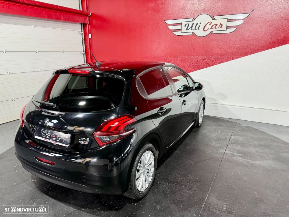 Peugeot 208 1.2 PureTech Style - 11