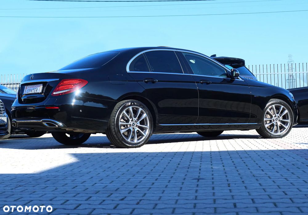 Mercedes-Benz Klasa E 300 9G-TRONIC Avantgarde - 7