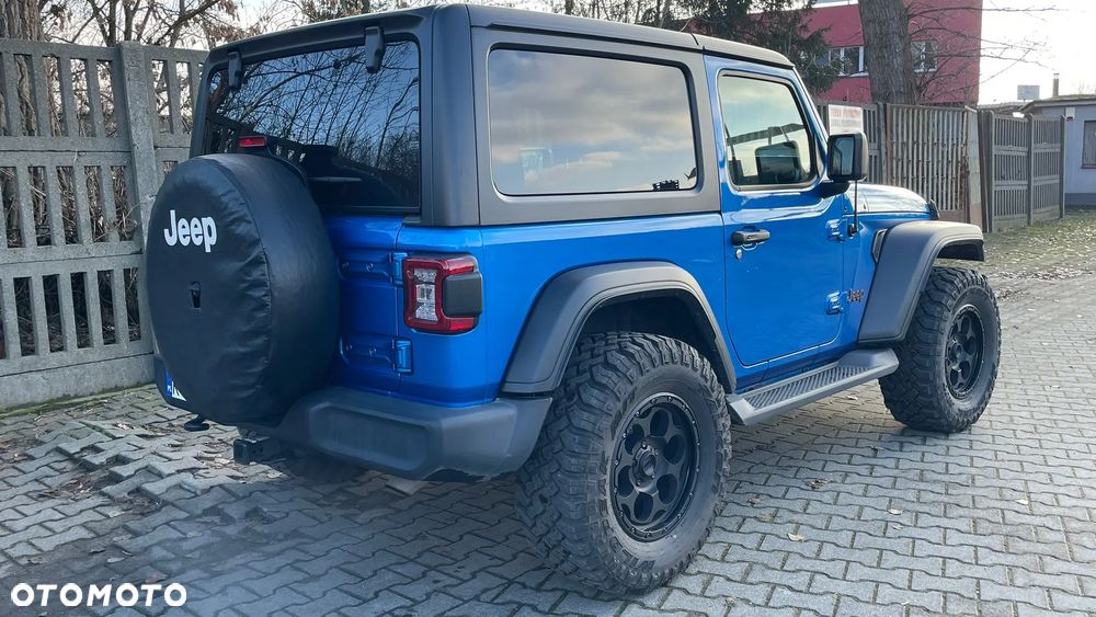 Jeep Wrangler - 12