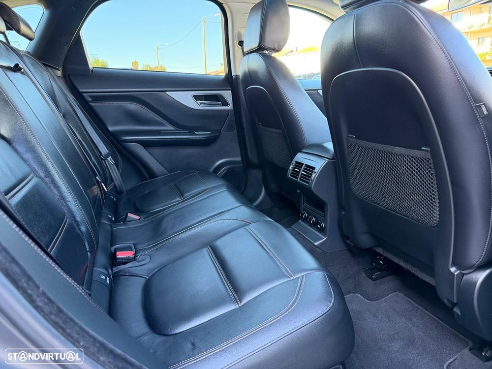 Jaguar F-Pace 2.0 i4D Prestige Aut. - 15
