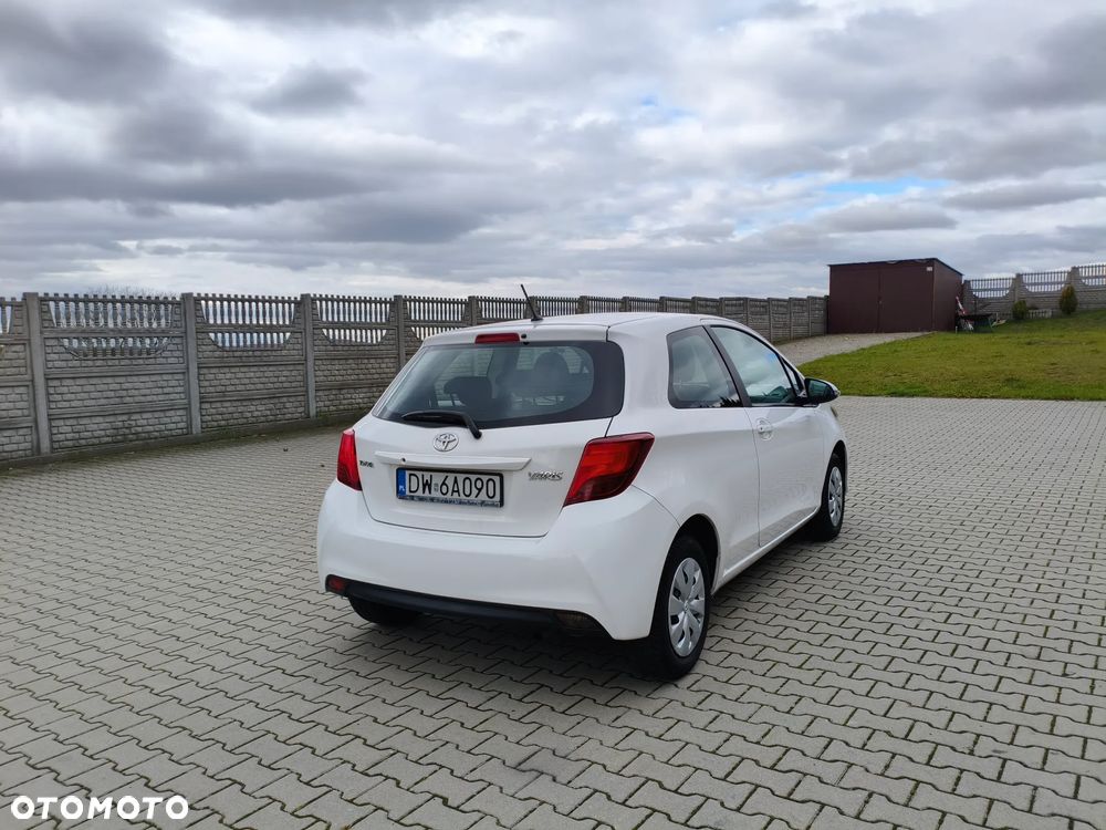 Toyota Yaris 1.0 Life - 10