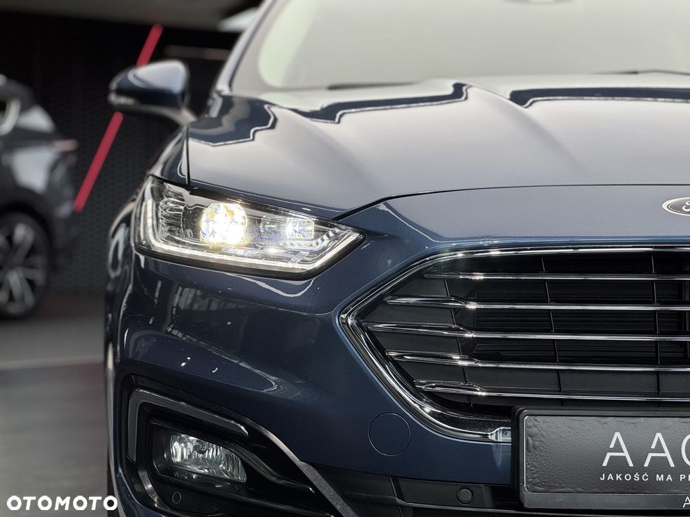 Ford Mondeo - 40