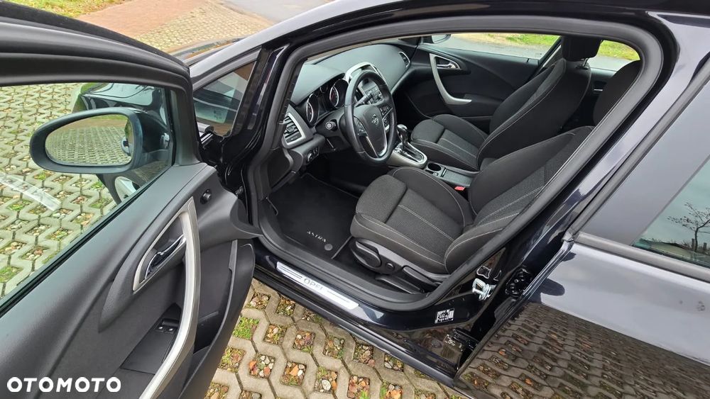 Opel Astra 2.0 CDTI DPF Automatik Design Edition - 12