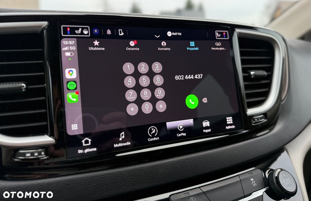 Chrysler Pacifica - 21