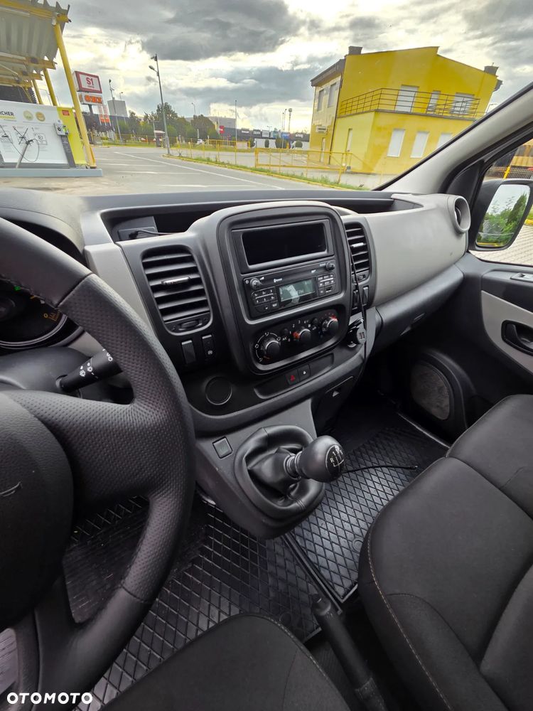 Renault Trafic - 14