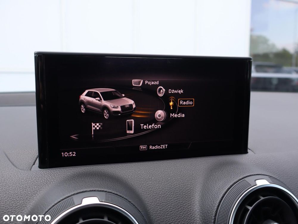 Audi Q2 - 18