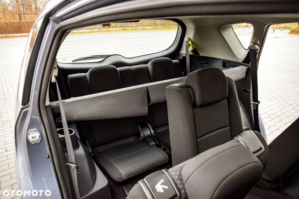 Toyota Verso 1.8 Sol 7os - 31