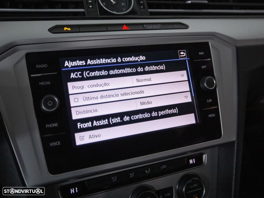 VW Passat Variant 1.6 TDI Confortline - 24