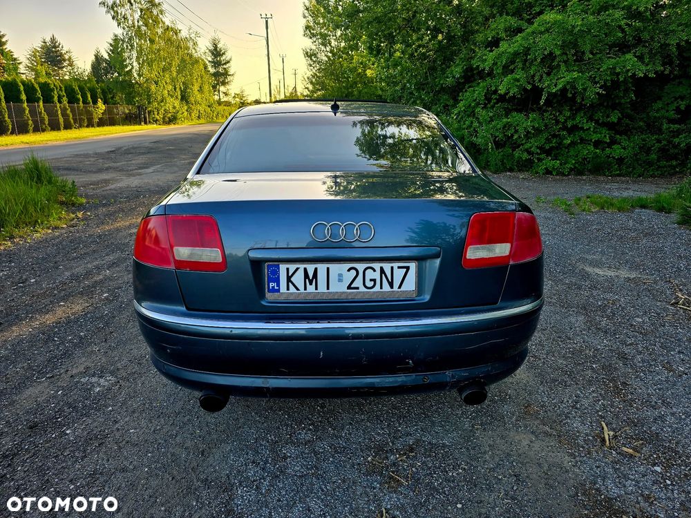 Audi A8 4.2 Quattro - 14
