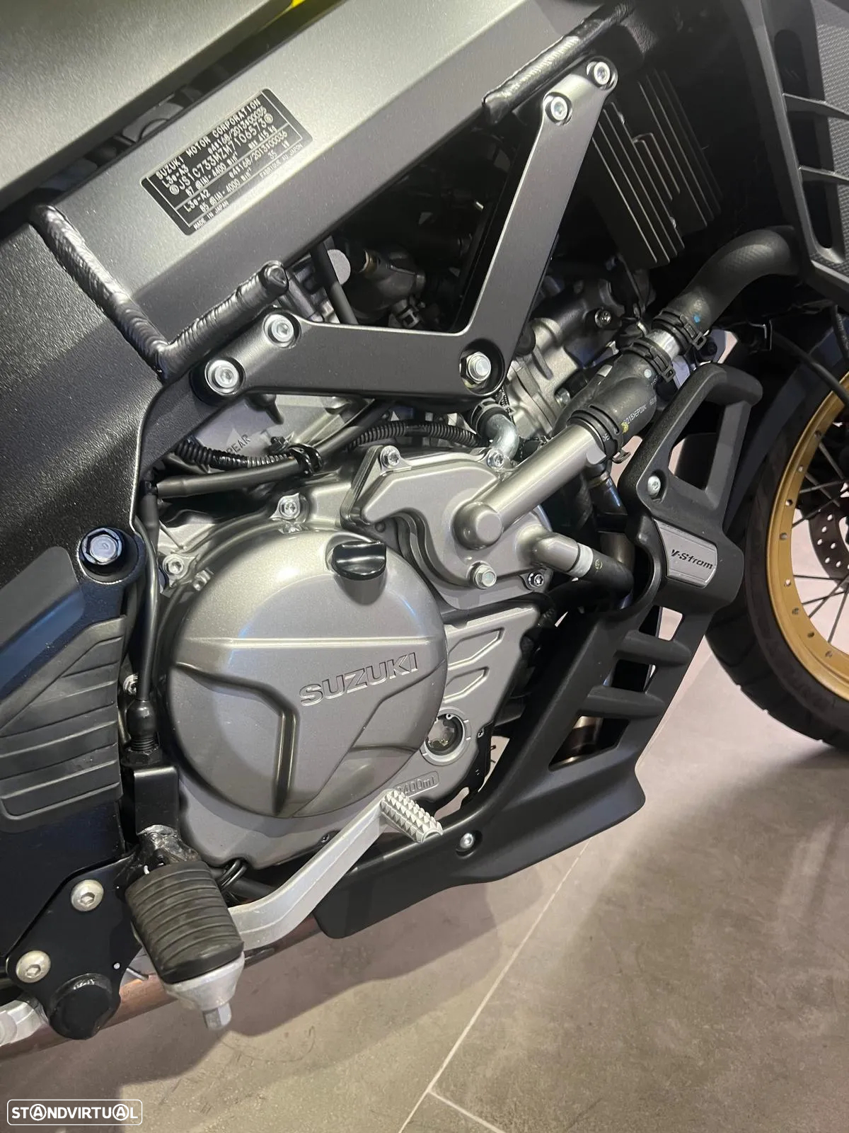 Suzuki DL 650 V-STROM XT - 6