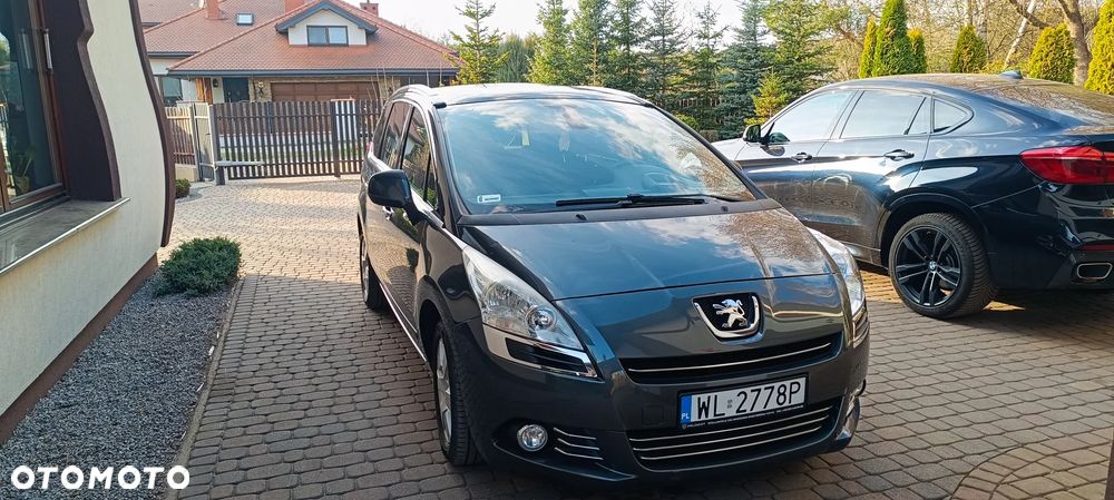 Peugeot 5008 - 1