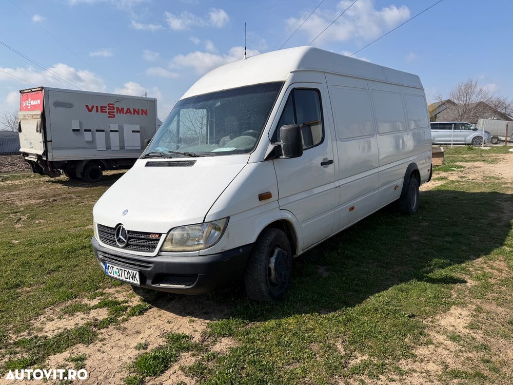 Mercedes-Benz Sprinter 413 - 1