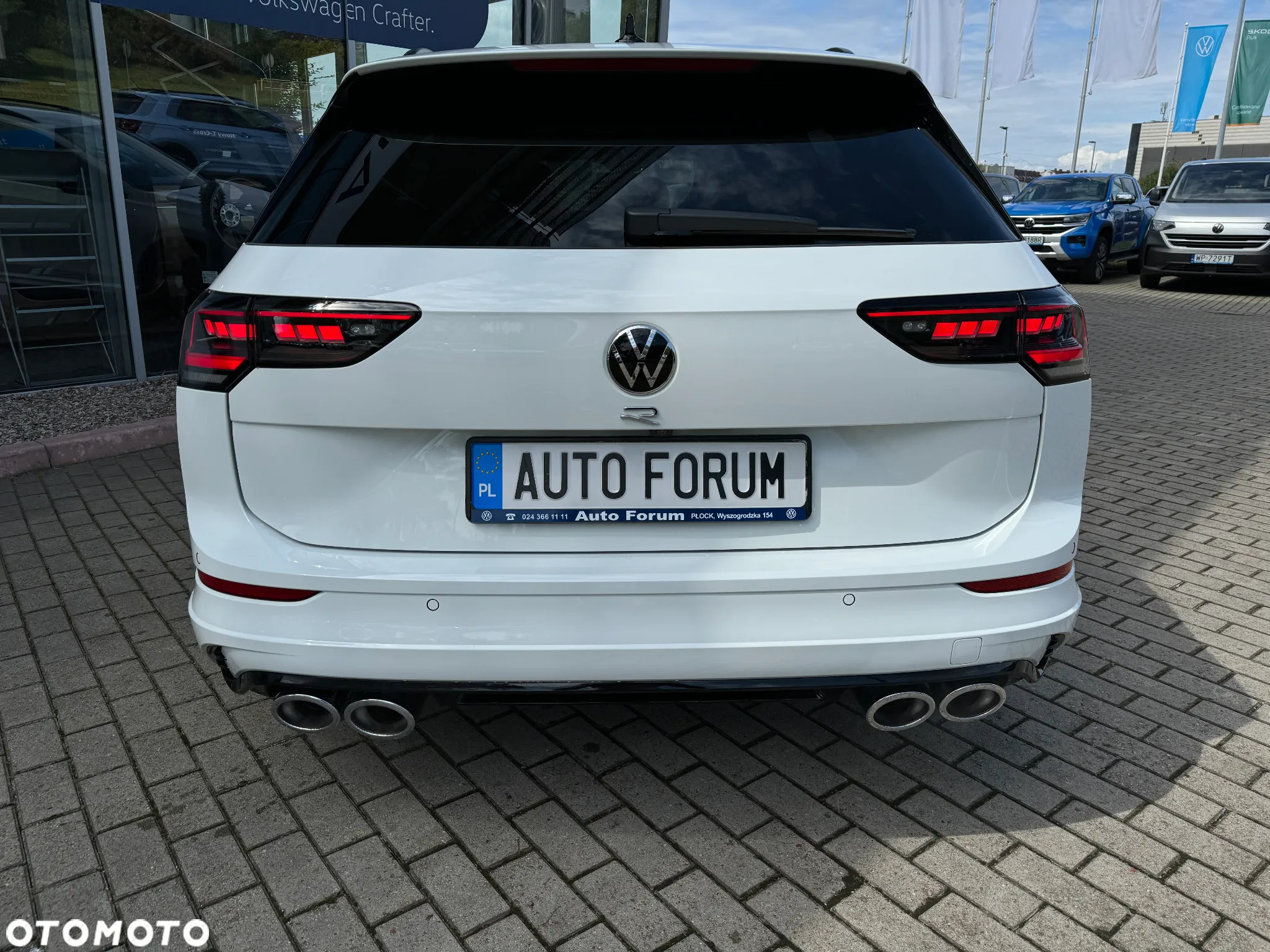 Volkswagen Golf VIII 2.0 TSI 4Motion R DSG - 7