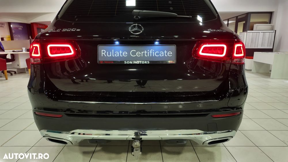 Mercedes-Benz GLC - 36