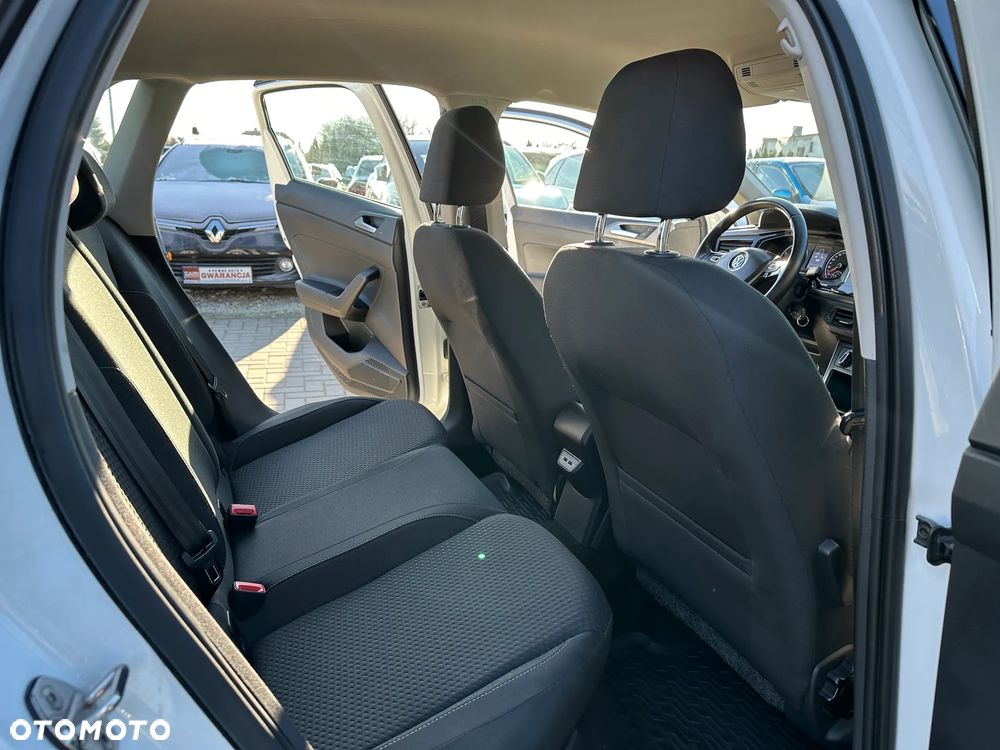Volkswagen Polo - 27