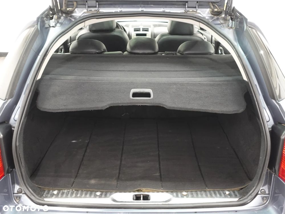 Peugeot 407 - 24